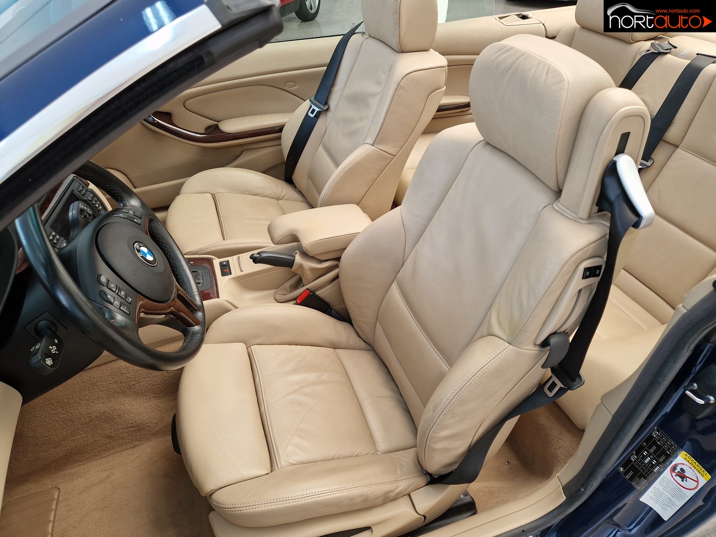 BMW 320i Cabrio Automático