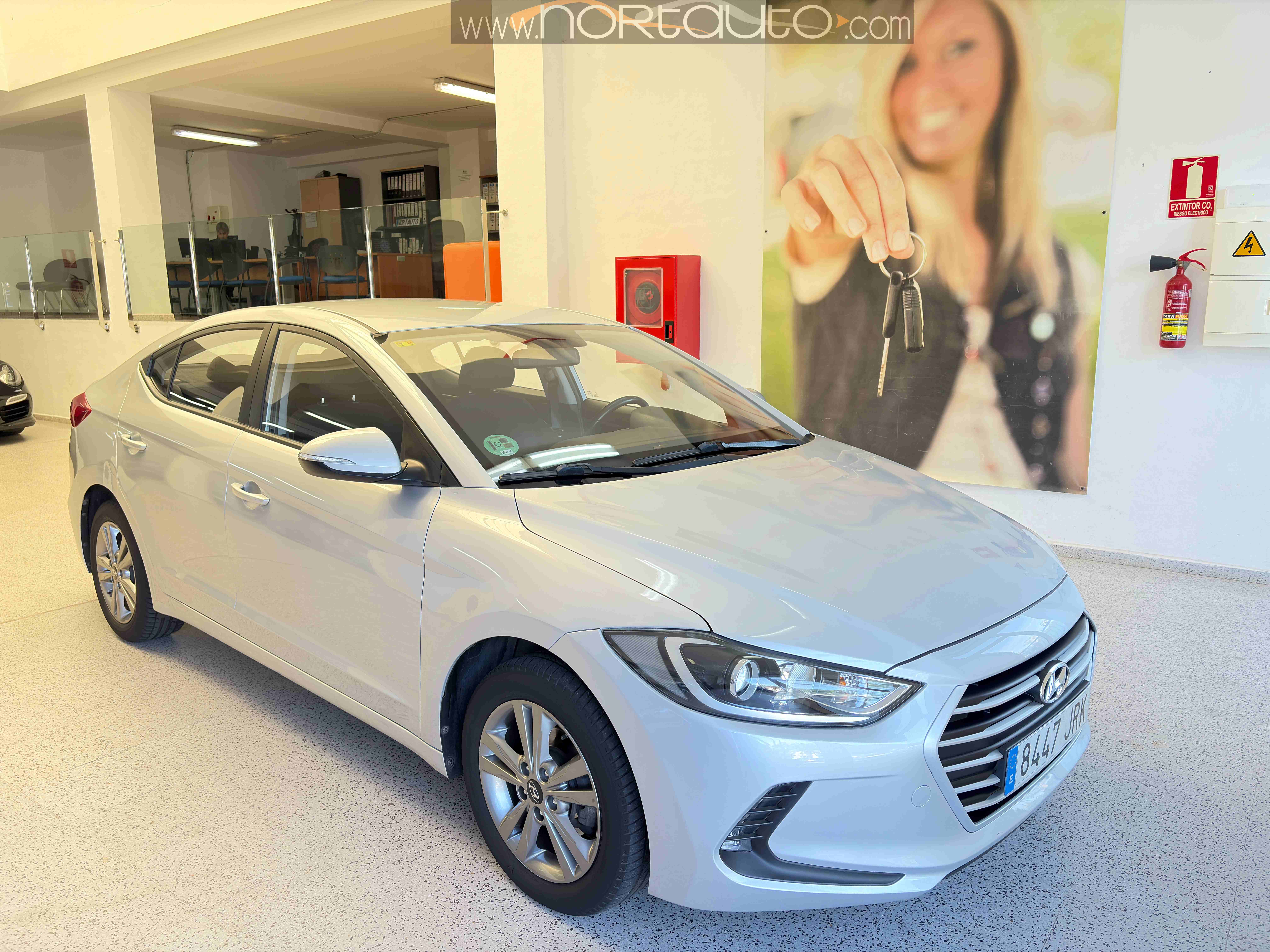 HYUNDAI Elantra 1.6 MPI Klass