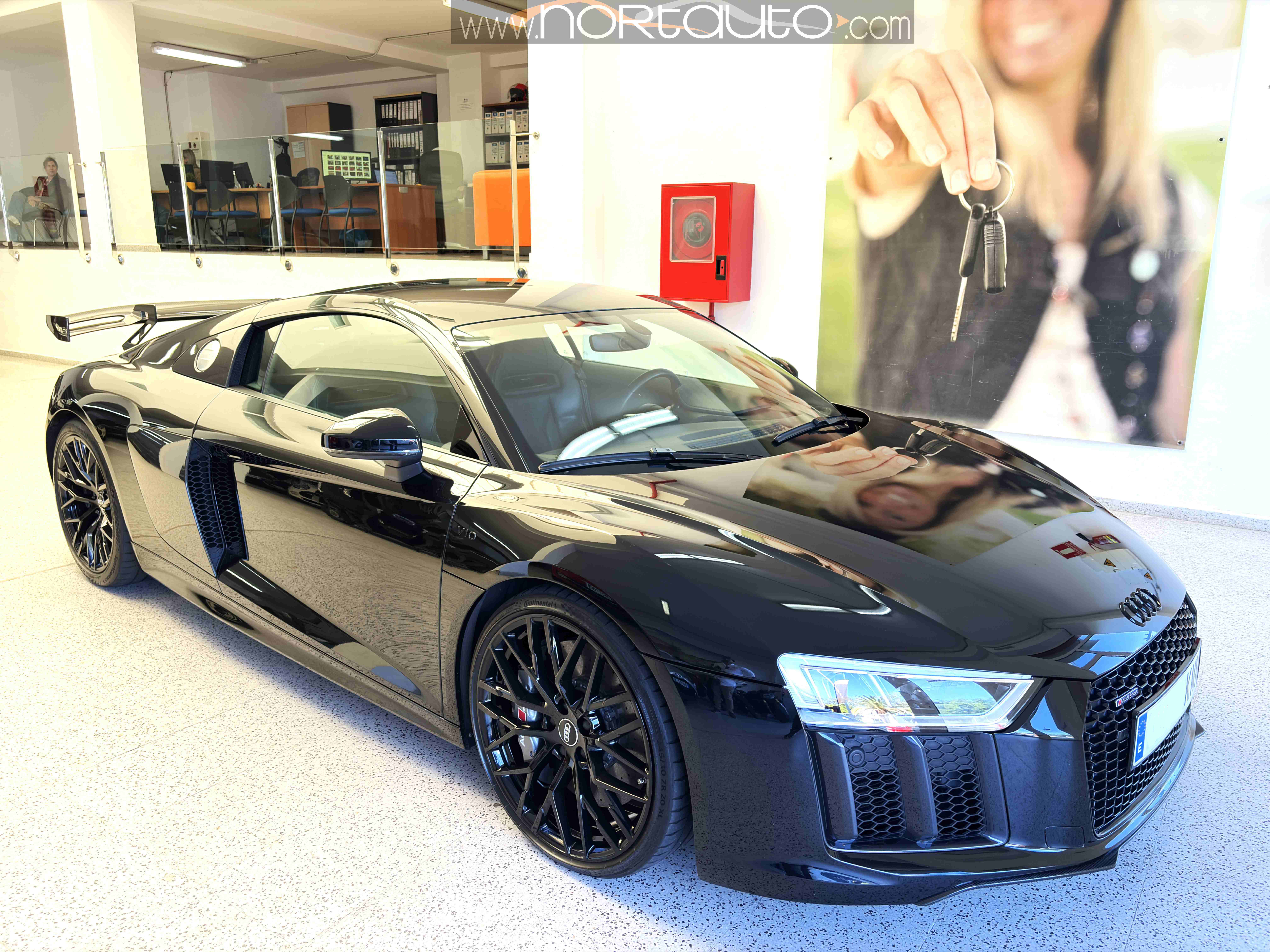 AUDI R8 5.2 FSI 610CV plus quattro